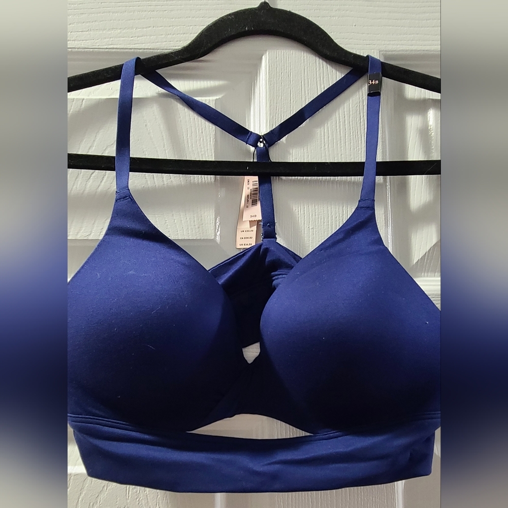 VICTORIA SECRET RACEBACK BRA - Picture 3 of 6